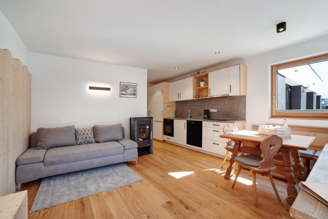 Waalhof Ferienwohnung Golden Ciardes ภายนอก รูปภาพ