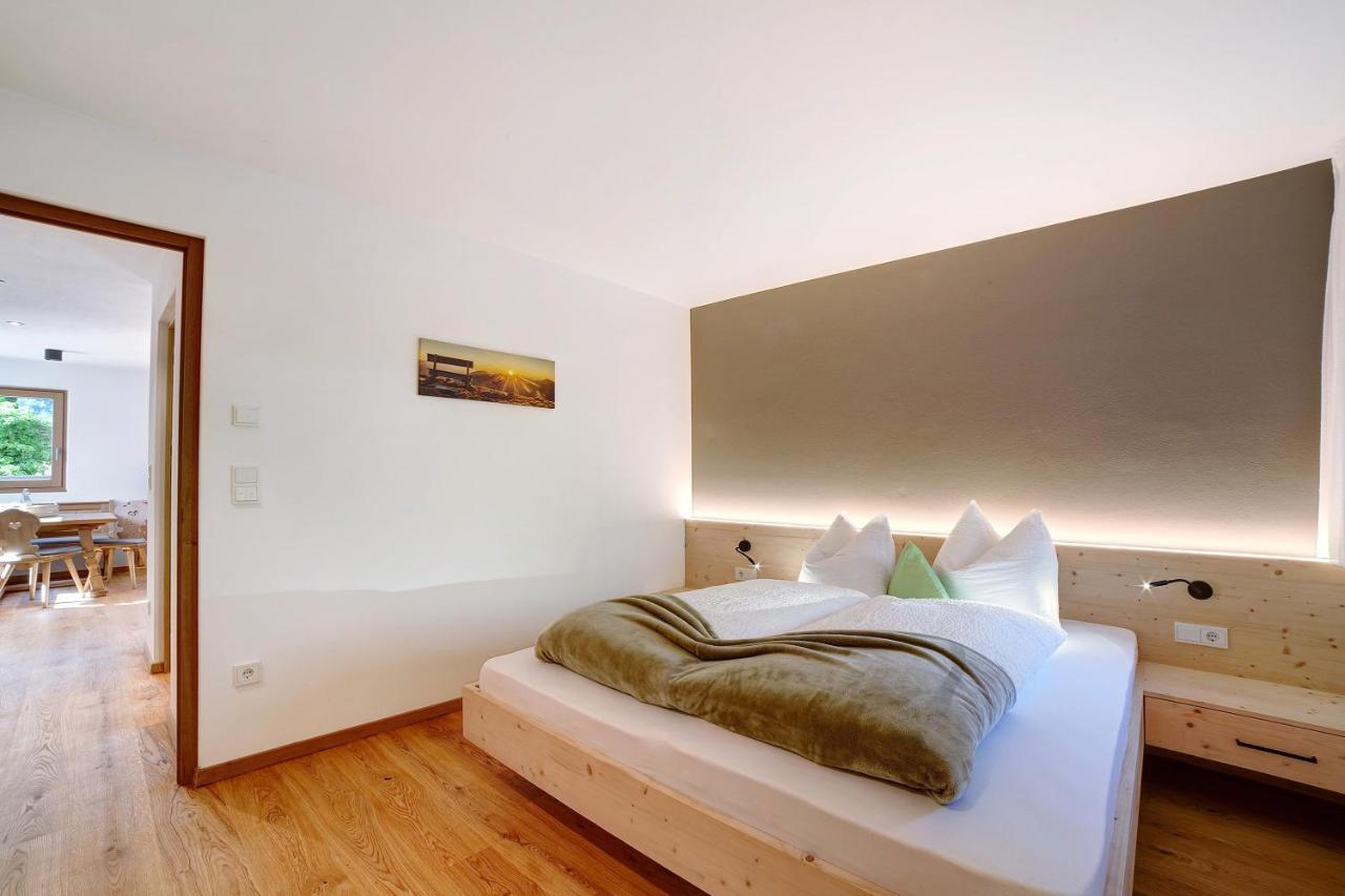 Waalhof Ferienwohnung Golden Ciardes ภายนอก รูปภาพ