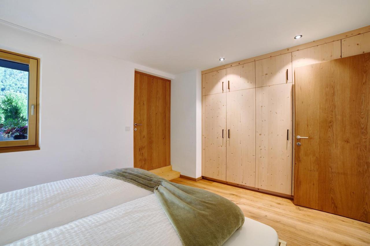 Waalhof Ferienwohnung Golden Ciardes ภายนอก รูปภาพ